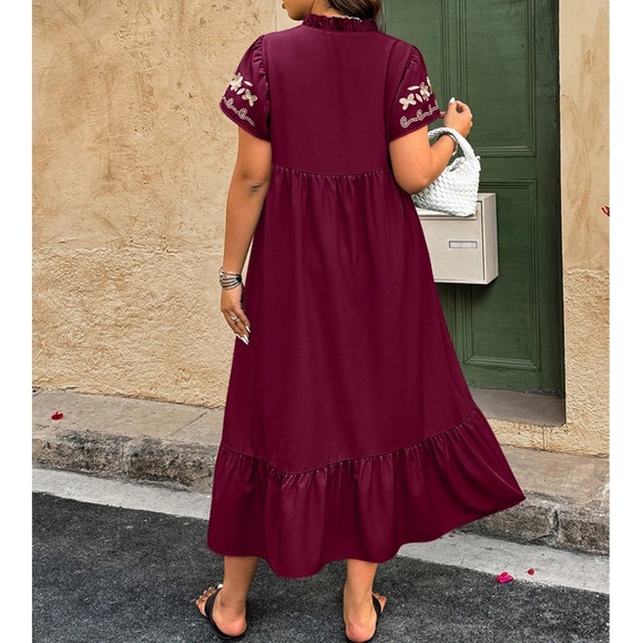 Plus Floral Embroidered Frill Neck Short Sleeve Ruffle Hem Dress - Picture 8 of 8